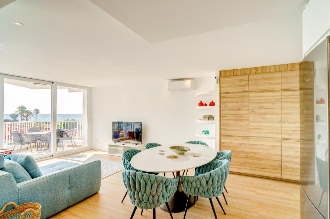 Beach Front Flat With Sea Views Марбелья Экстерьер фото