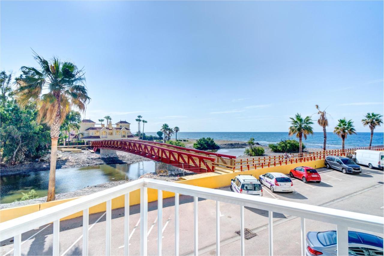 Beach Front Flat With Sea Views Марбелья Экстерьер фото